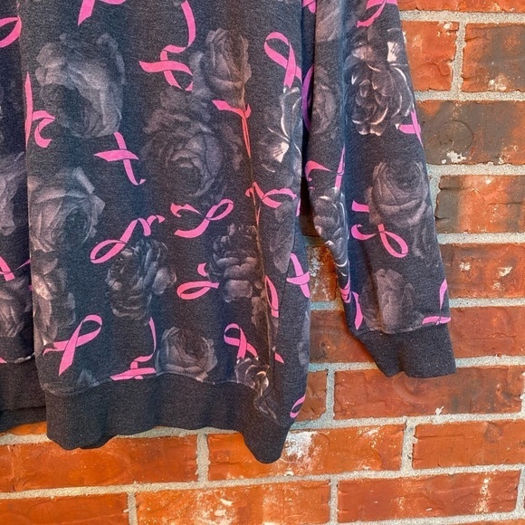 Torrid Strong 2 Pink Ribbon Gray Soft Fleece Crew Neck Sweatshirt Survivor - Picture 2 of 8